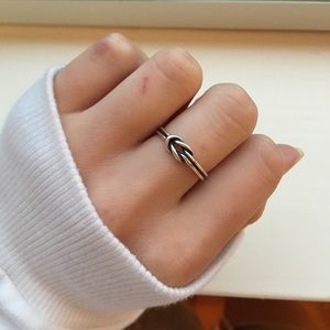 James Avery Lovers’ Knot Ring